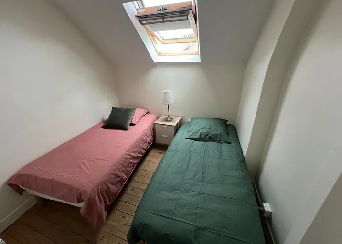 Appartement 3 Pieces Bord De Mer Place Du 6 Juin